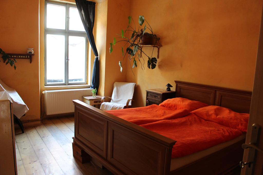 Lazy River Hostel Loket Ngoại thất bức ảnh