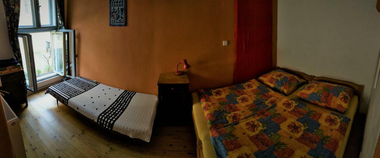 Lazy River Hostel Loket Ngoại thất bức ảnh